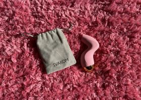 Милый вакуумник-утёнок от Svakom Милый вакуумник-утёнок от Svakom